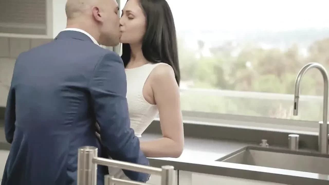 Tenant Ariana Marie Fucked in Her Ass by Landlord