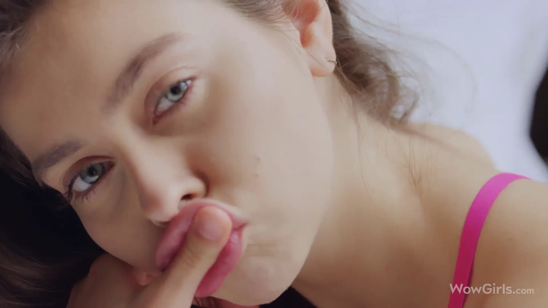 Alissa Foxy Teasing You