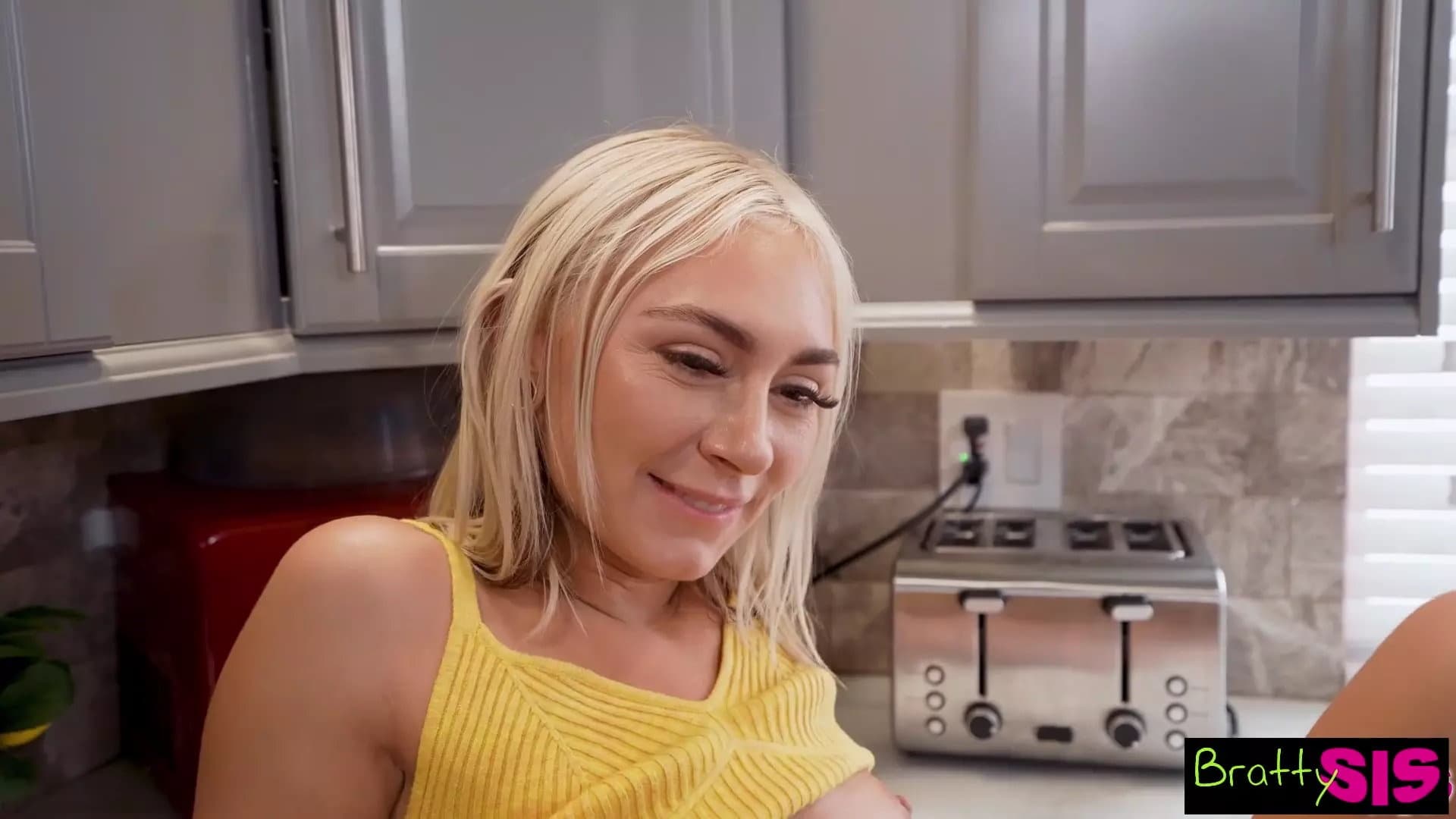 Horny Stepsis Chloe Temple Caught Masturbating in Kitchen Lets Stepbro Fuck H