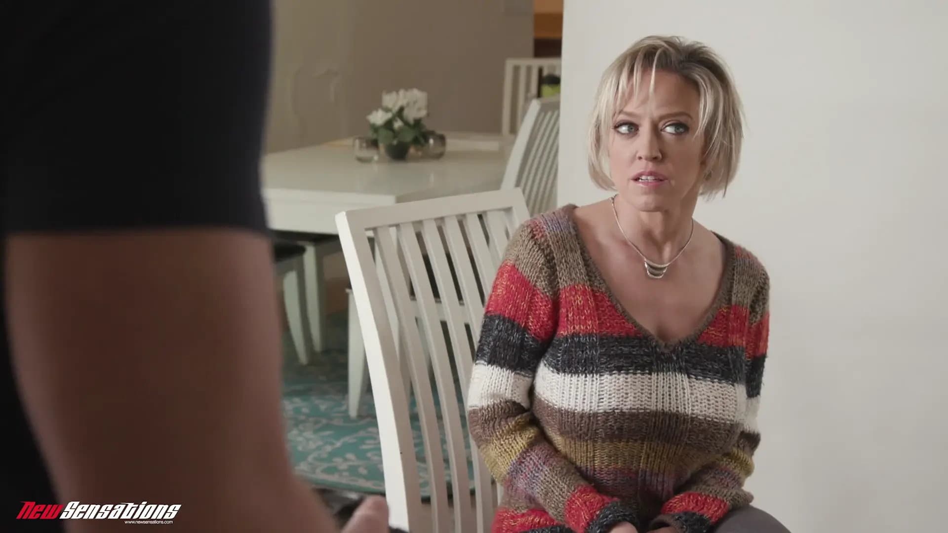 milf Stepmom Notices My Big Boner (Dee Williams)