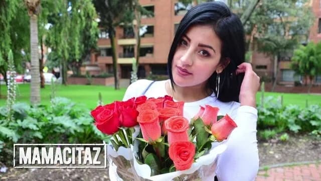 Mariana Martinez Spreads Her Legs to Get Banged by Agent