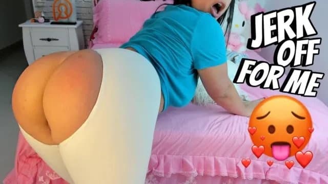 Big Ass Latina Twerking in Ripped Yoga Pants Cum in Mouth