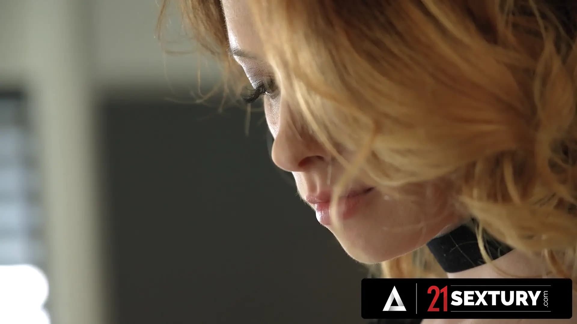 Naughty Redhead Sata Jones Needs Her Asshole Banged Right Now