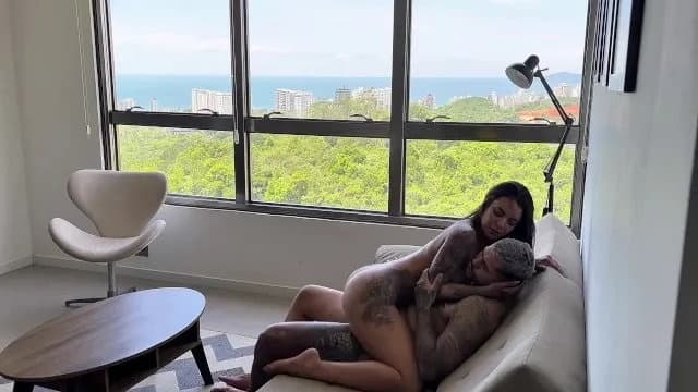 Foda Incrível De Frente Pra O Mar