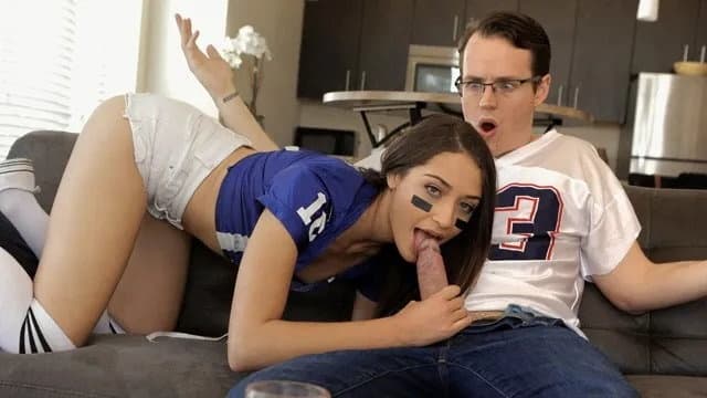 Step-sis: Are You Saying You Like It When I Touch You? S3:E3