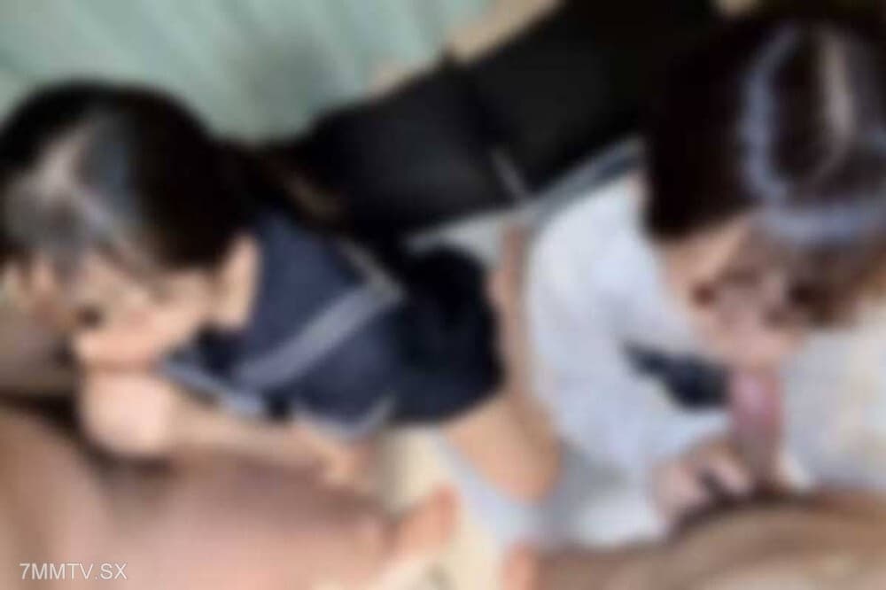 FC2-PPV-4805942 [Crazy] Beautiful 19-Year-Old Woman in Stray Uniform 4P