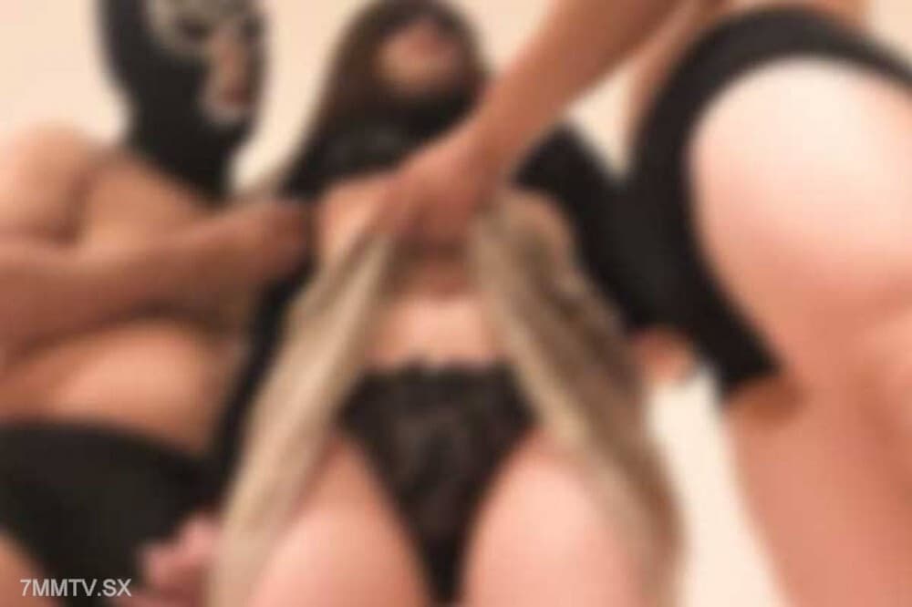 FC2-PPV-4813045 Sensual 3P: Beautiful Pregnant Wife Creampied | FC2 Market