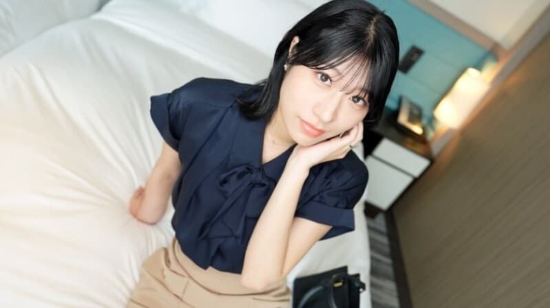 SIRO-5612 Elegant Clarinetist’s Deepthroat Mastery | MGS Video